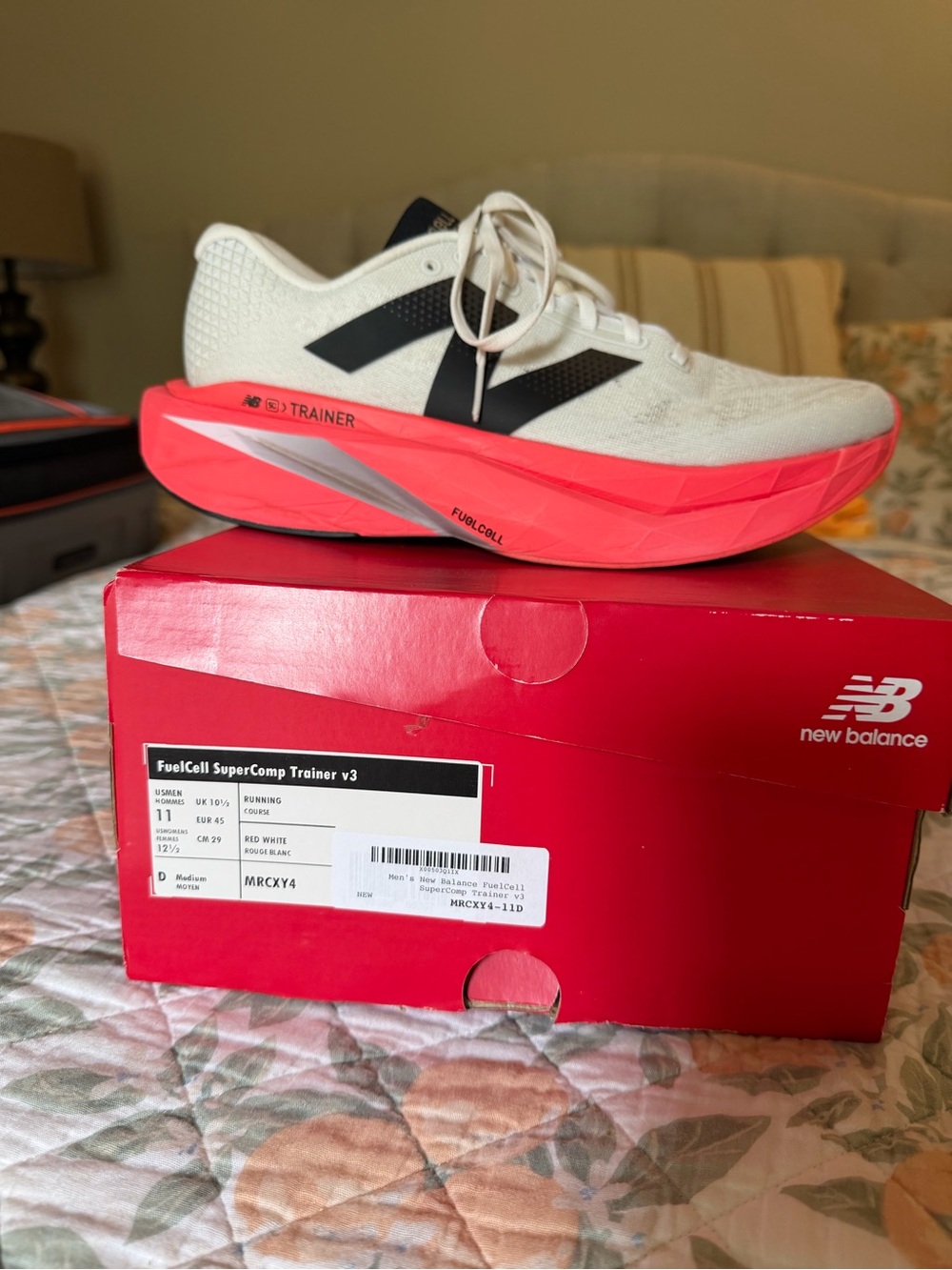 New Balance FuelCell SuperComp Trainer V3 - red & white